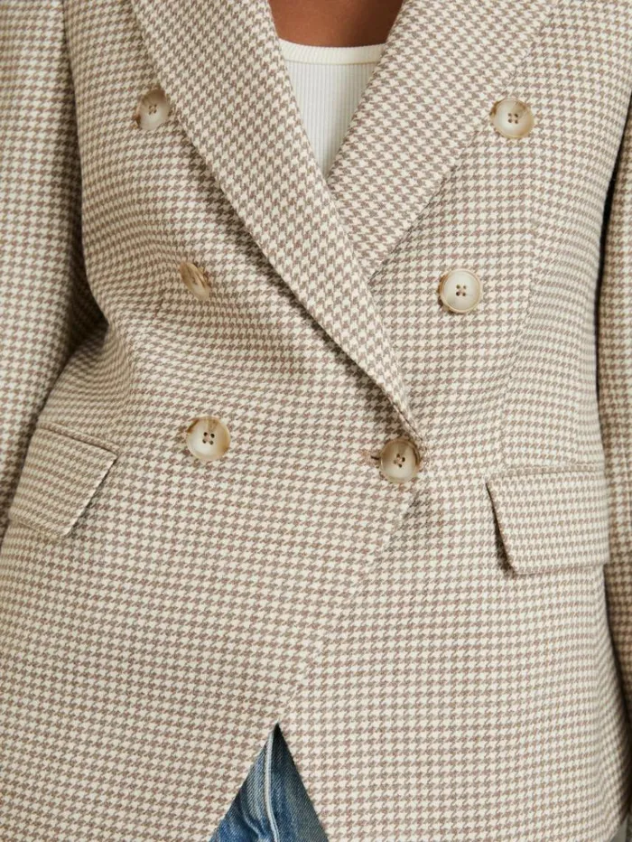 REISS Suits and Tailoring Women WoolBlend DoubleBreasted Dogtooth Blazer Beige Check