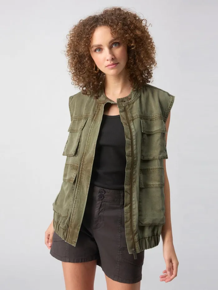Sanctuary Clothing Jackets and Outerwear Women Field Utility Vest Washed Olive