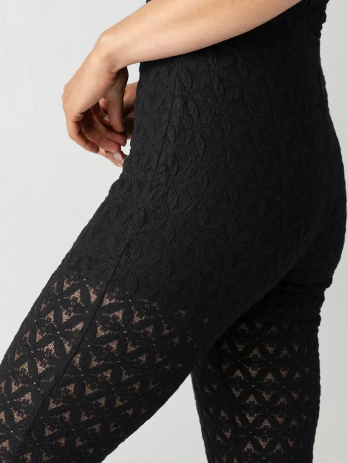 Sanctuary Clothing Pants Women Pucker Up Lace Runway Standard Rise Legging Black Sanctuary Clothing Pants Women Pucker Up Lace Runway Standard Rise Legging Black