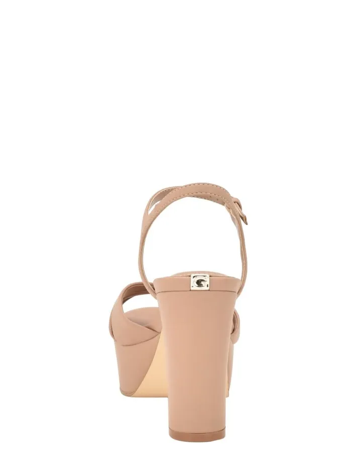 Sandals Women GUESS Haylo Crisscross Platform Block Heels Medium Natural 101 Sandals Women GUESS Haylo Crisscross Platform Block Heels Medium Natural 101