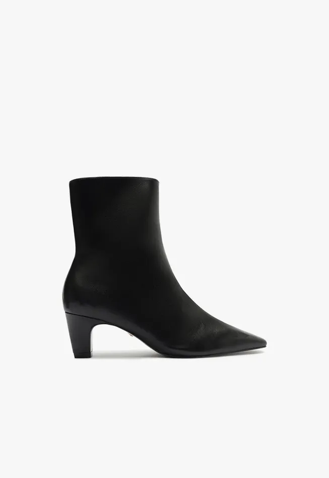 Schutz Shoes Booties Dellia Bootie Black 8211 Women