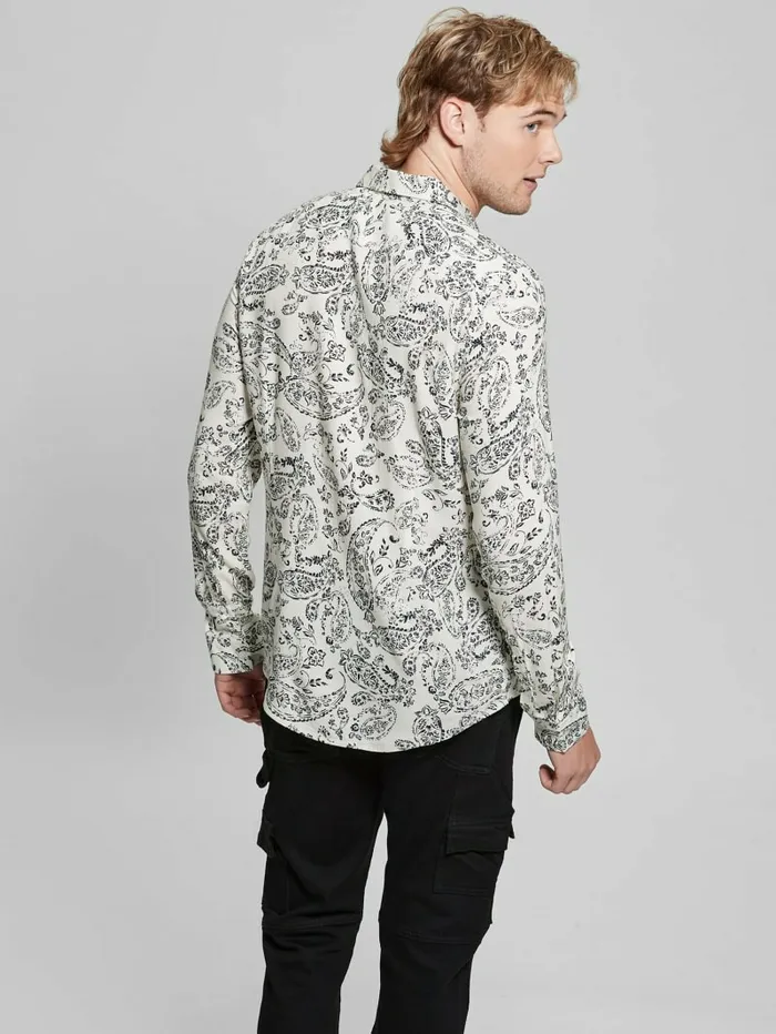 Shirts Eco Vintage Paisley Shirt Vintage Paisley Salt Whit 8211 GUESS Men Shirts Eco Vintage Paisley Shirt Vintage Paisley Salt Whit 8211 GUESS Men