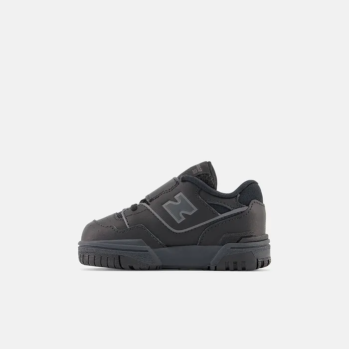 Size 0 8211 10 New Balance Kids 550 Bungee Lace with Top Strap Black