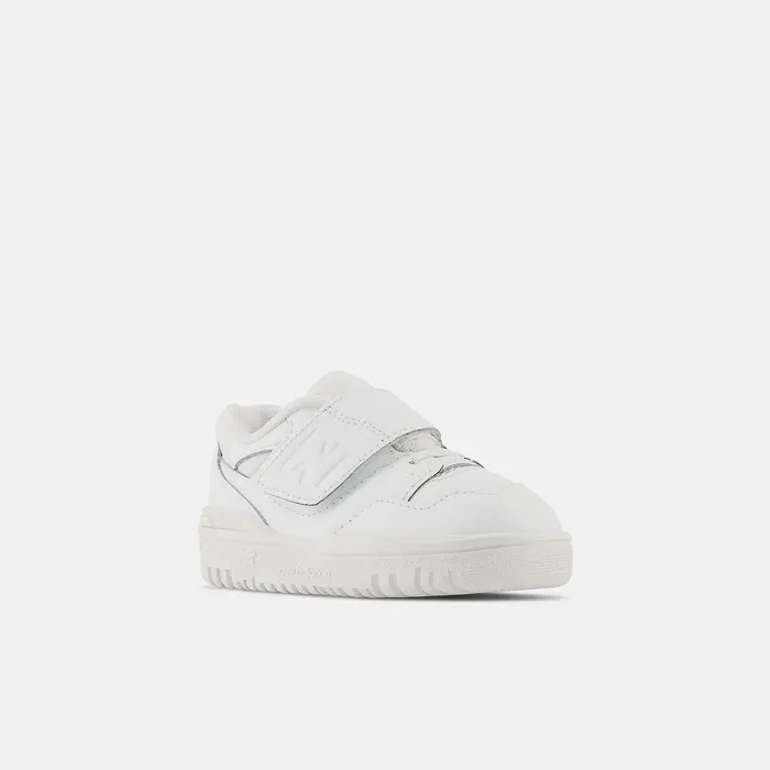 Size 0 8211 10 New Balance Kids 550 Bungee Lace with Top Strap White Size 0 8211 10 New Balance Kids 550 Bungee Lace with Top Strap White