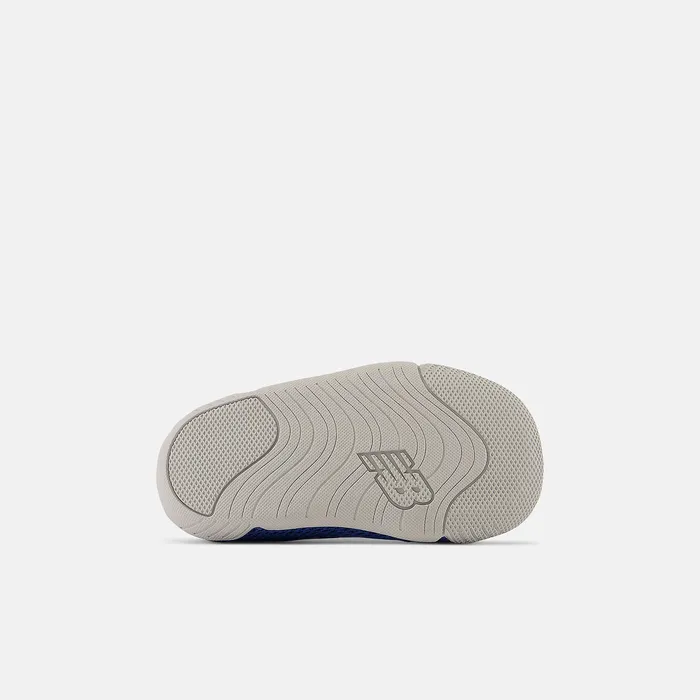 Size 0 8211 10 New Balance Kids NEWB KNIT Blue with Grey Size 0 8211 10 New Balance Kids NEWB KNIT Blue with Grey