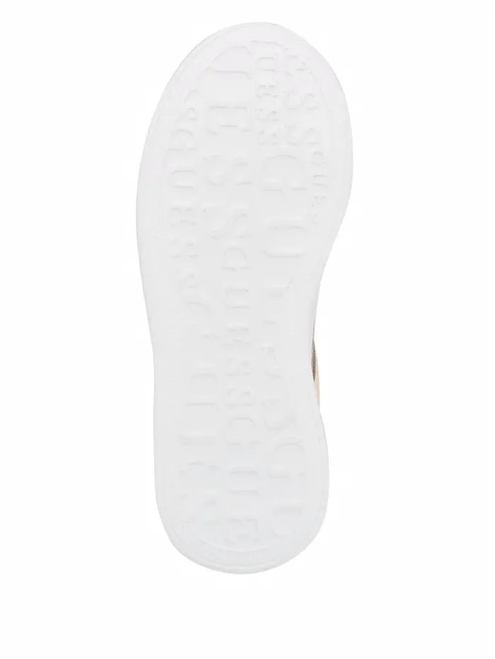 Sneakers Women Cleva Contrasting LowTop Sneakers Light Natural 110 GUESS Sneakers Women Cleva Contrasting LowTop Sneakers Light Natural 110 GUESS