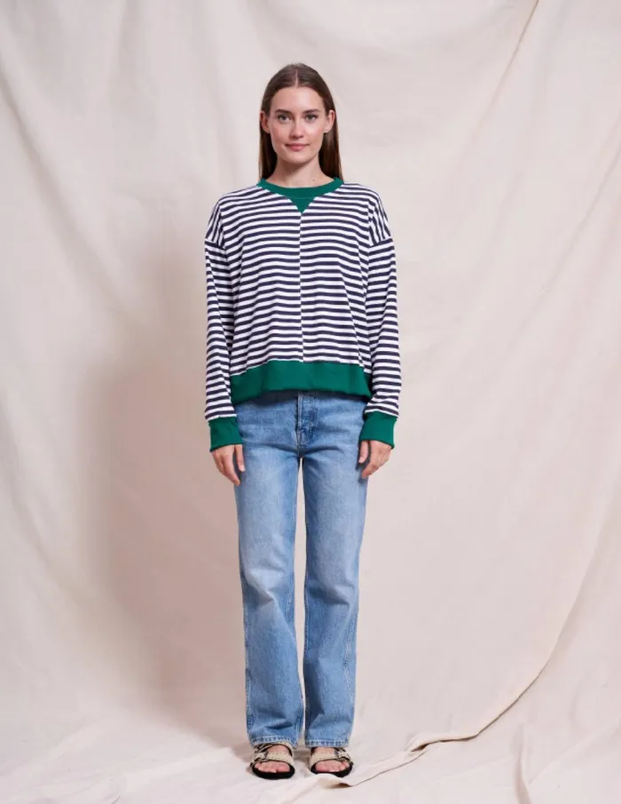 Sundry Clothing Sweatshirts Women Women039s Asymmetric Pullover In Optic White Optic White Sundry Clothing Sweatshirts Women Women039s Asymmetric Pullover In Optic White Optic White