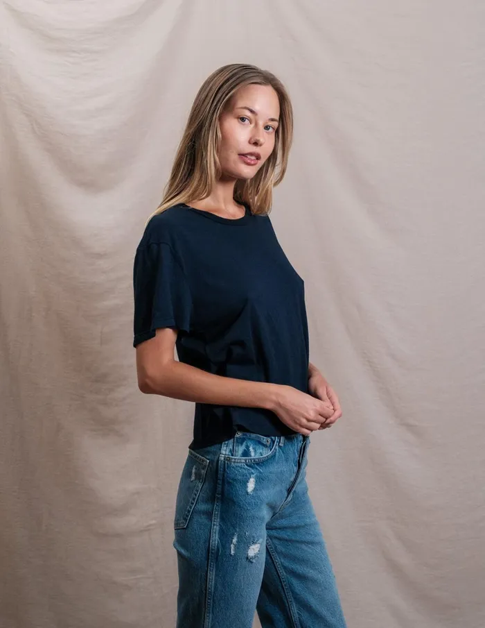 Sundry Clothing Tees Women Butter Soft Boxy Crop In Midnight Blue Midnight Blue Sundry Clothing Tees Women Butter Soft Boxy Crop In Midnight Blue Midnight Blue