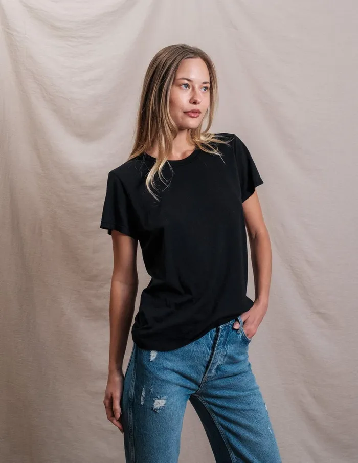 Sundry Clothing Tees Women Butter Soft Crew In Black Black Sundry Clothing Tees Women Butter Soft Crew In Black Black