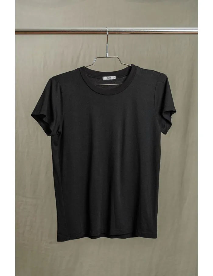 Sundry Clothing Tees Women Butter Soft Crew In Black Black Sundry Clothing Tees Women Butter Soft Crew In Black Black