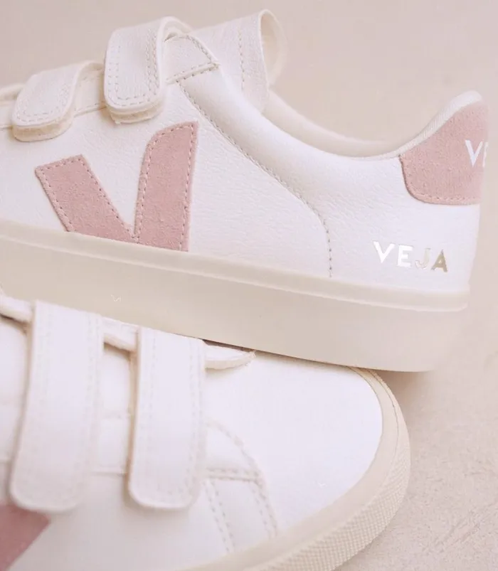 VEJA RECIFE CHROMEFREE LEATHER WHITE BABE Women Recife