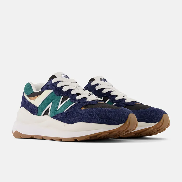 Women 5740 NB Navy with Vintage Teal Lifestyle New Balance