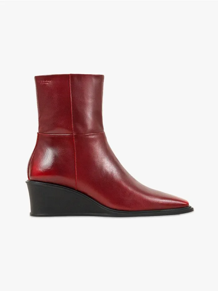 Women Aino Boot Red Lisa Says Gah Boots