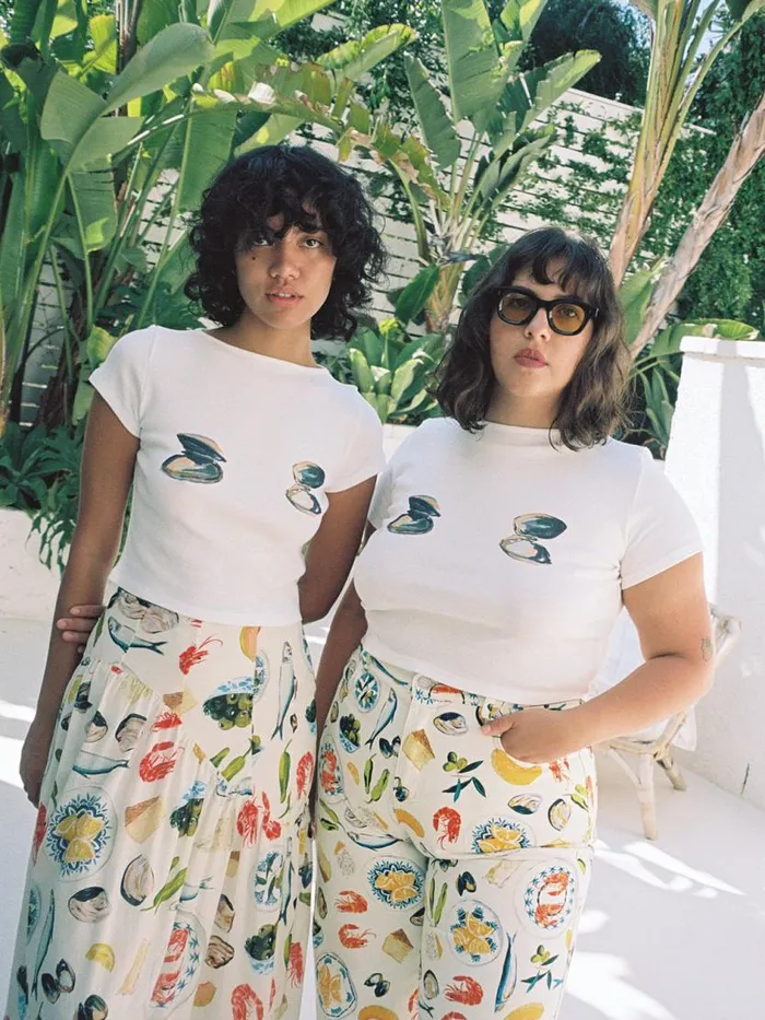 Women Alex Tee Clams Lisa Says Gah Graphic Tees