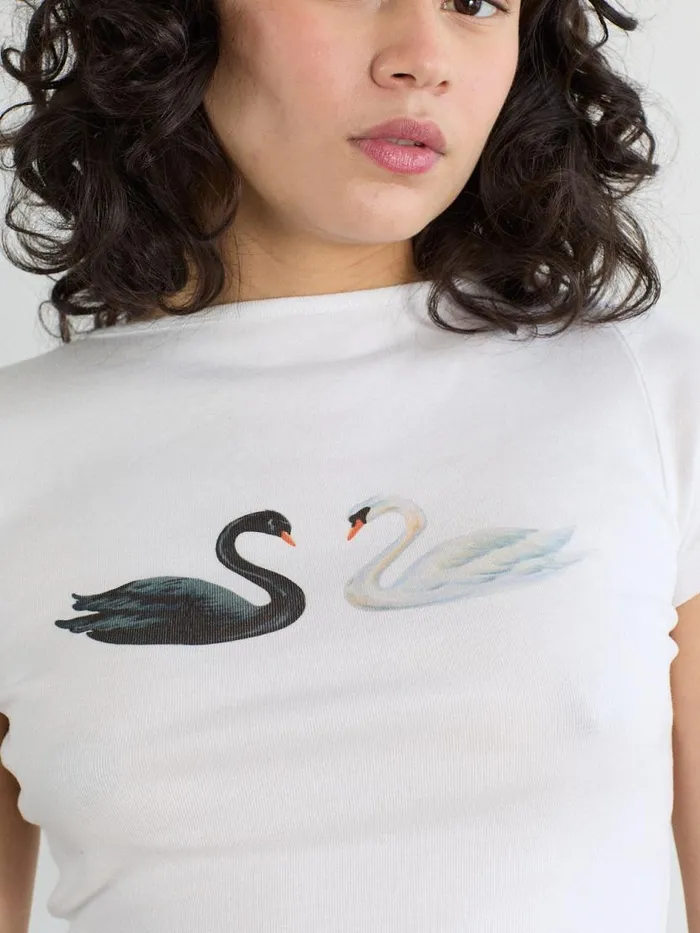 Women Alex Tee Swans Lisa Says Gah Graphic Tees