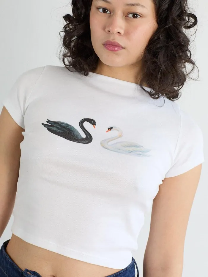 Women Alex Tee Swans Lisa Says Gah Graphic Tees