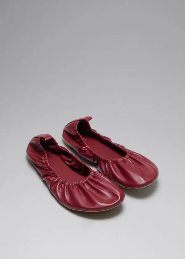 Women Ballerinas and Other Stories Ruched Leather Ballet Flats Burgundy Women Ballerinas and Other Stories Ruched Leather Ballet Flats Burgundy