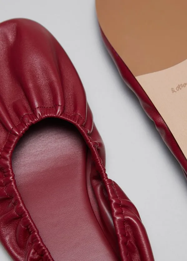 Women Ballerinas and Other Stories Ruched Leather Ballet Flats Burgundy Women Ballerinas and Other Stories Ruched Leather Ballet Flats Burgundy