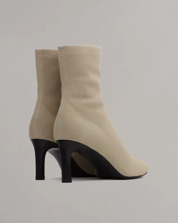 Women Britt Suede Ankle Boots Light Sand Suede ShortsSneakers rag and bone