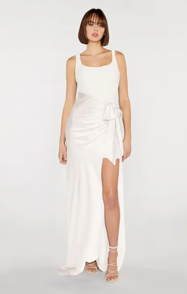 Women Cinq Sept Cocktail and Evening Marian Gown Ivory