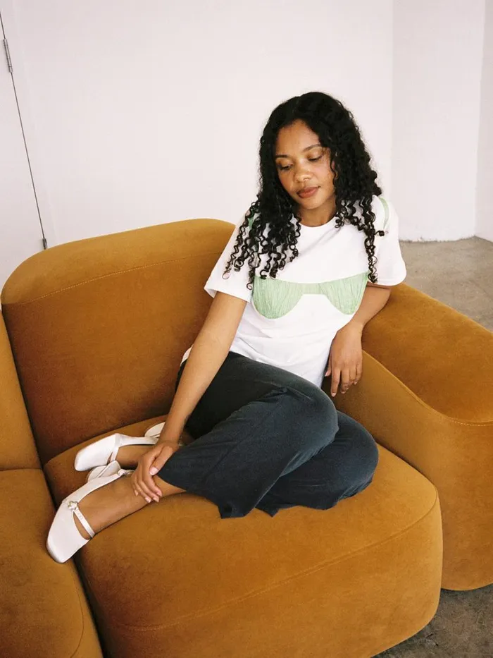 Women Florida Woman Applique Tee Grass Green Lisa Says Gah Tops