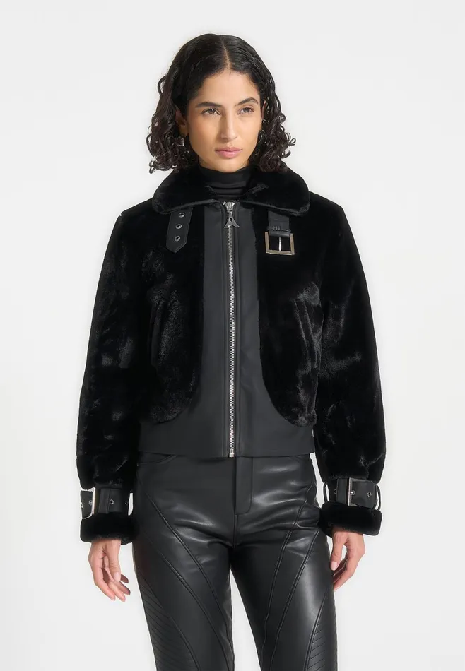 Women Manire De Voir Plush Jacket With Lapel Black