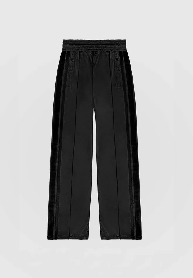 Women Manire De Voir Satin And Velvet Trousers Black