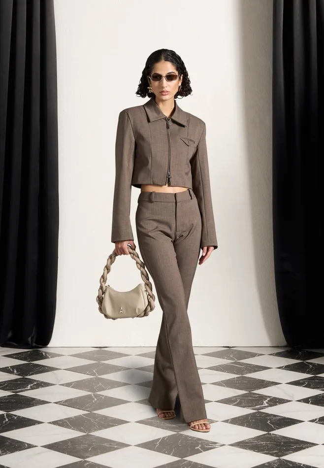 Women Manire De Voir Wide Shoulder Tailored Jacket Dark Taupe