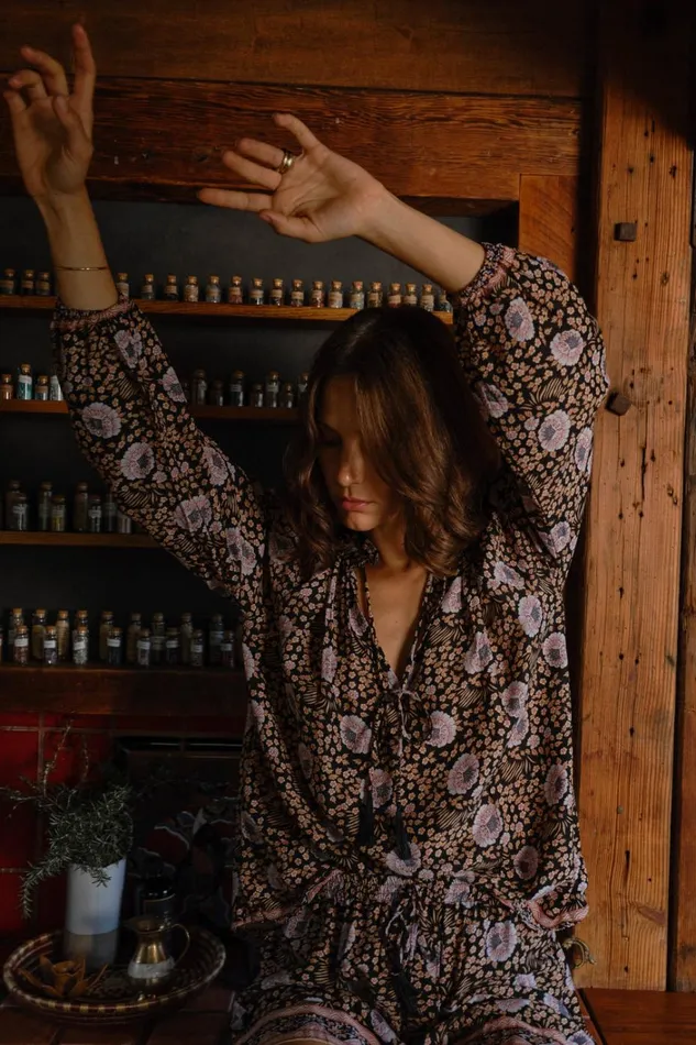 Women Natalie Martin Tops Penny Blouse Vintage Flowers Sepia