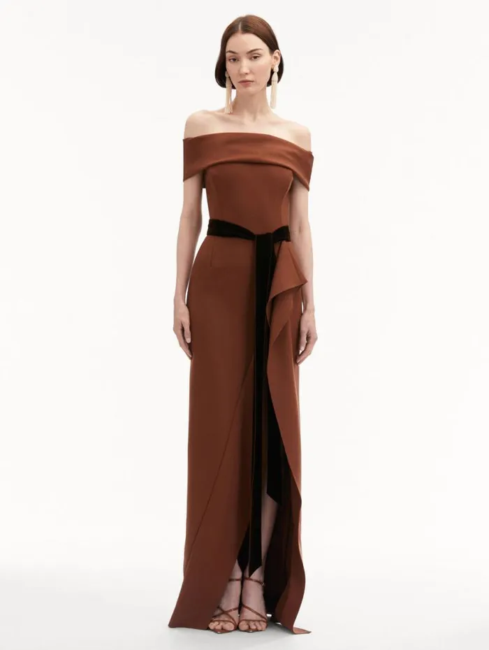 Women Oscar De La Renta Gowns and Caftans RibbonDetailed Off Shoulder Gown Cocoa Women Oscar De La Renta Gowns and Caftans RibbonDetailed Off Shoulder Gown Cocoa