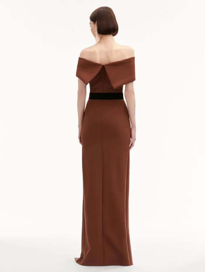 Women Oscar De La Renta Gowns and Caftans RibbonDetailed Off Shoulder Gown Cocoa Women Oscar De La Renta Gowns and Caftans RibbonDetailed Off Shoulder Gown Cocoa