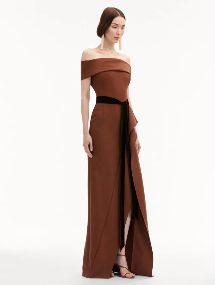 Women Oscar De La Renta Gowns and Caftans RibbonDetailed Off Shoulder Gown Cocoa Women Oscar De La Renta Gowns and Caftans RibbonDetailed Off Shoulder Gown Cocoa
