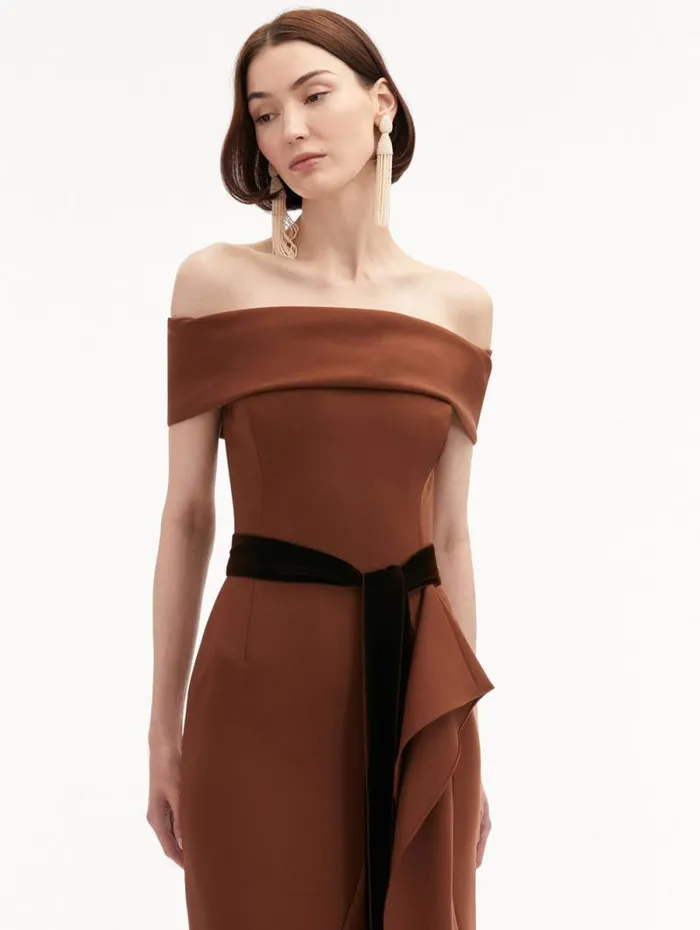 Women Oscar De La Renta Gowns and Caftans RibbonDetailed Off Shoulder Gown Cocoa Women Oscar De La Renta Gowns and Caftans RibbonDetailed Off Shoulder Gown Cocoa
