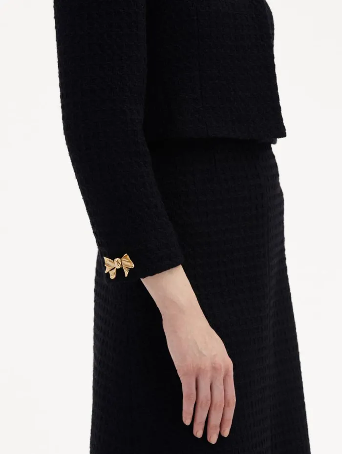 Women Oscar De La Renta Jackets and Coats Bow Button Tweed Jacket Black Women Oscar De La Renta Jackets and Coats Bow Button Tweed Jacket Black