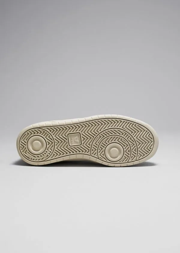 Women Sneakers and Other Stories Veja V10 Sneakers Cream