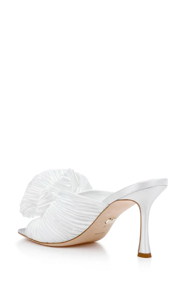 Women Stiletto Badgley Mischka Blythe Slide With Floral Detail Black