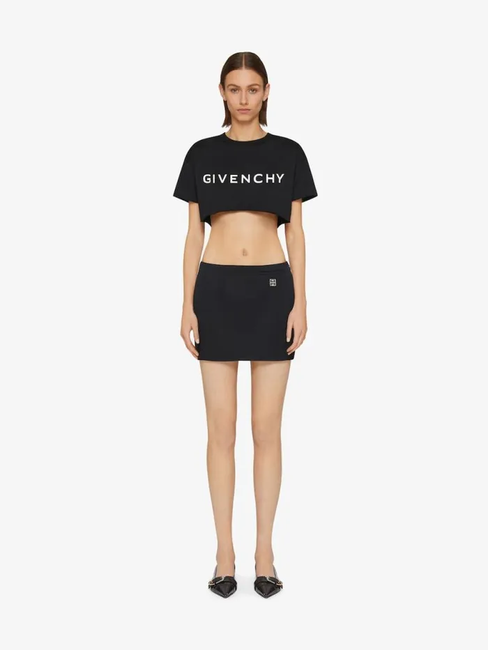 Women TShirts Givenchy GIVENCHY Archetype Cropped Tshirt In Cotton Black
